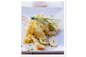 Kartoffelsalat mit Staudensellerie 