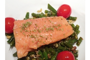 Salma Lachs lauwarm auf Keniabohnen