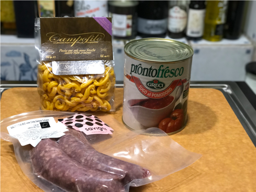Salcicca,Pasta, Tomate